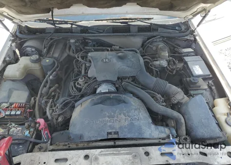 1996 Lincoln Town Car Executive from USA, damaged, VIN 1LNLM81W4TY641611